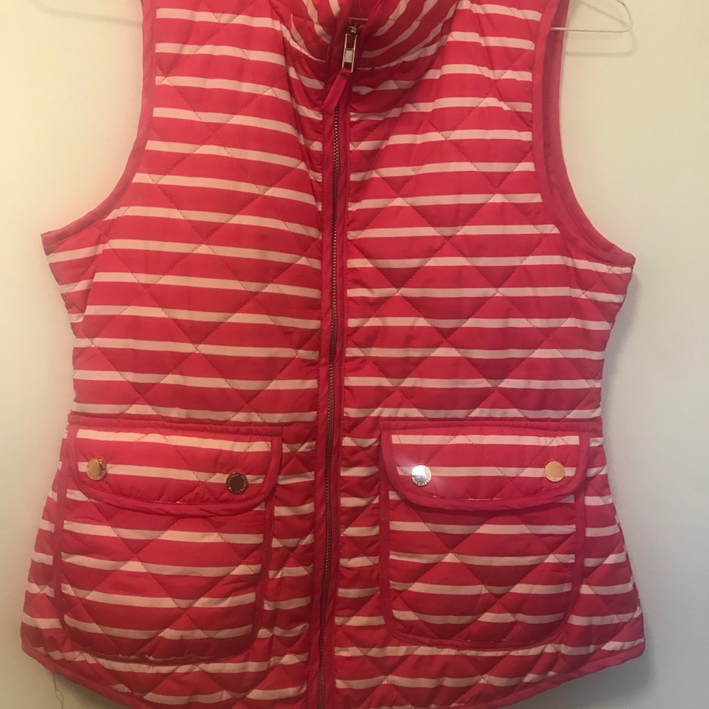 Pink vest with stripes